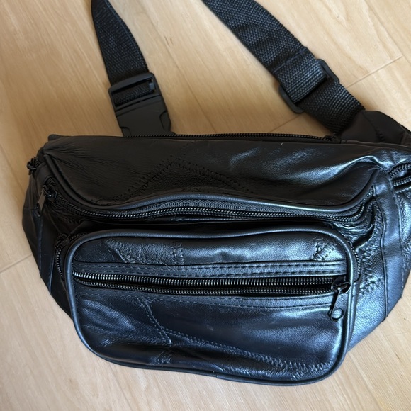 UNBRANDED PATCHWORK GENUINE LEATHER BLACK FANNY PACK ADJUSTABLE WAISTBAND - Picture 10 of 10